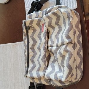 Skip hop diaper bag
